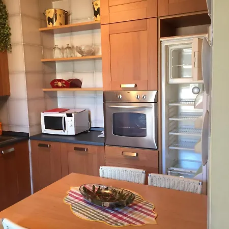 Апартаменти Brezza By Portofinovacanze